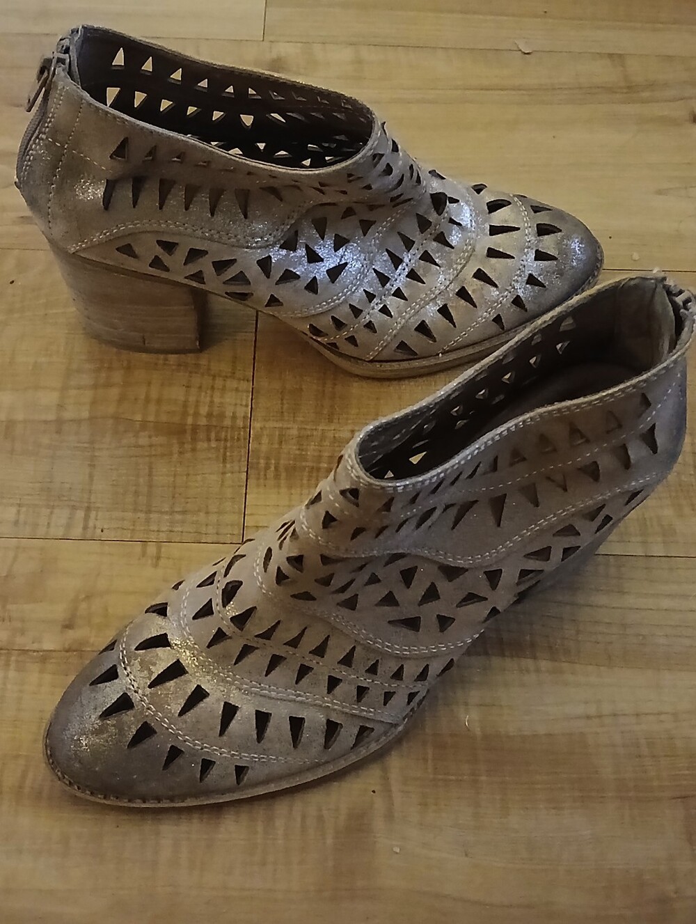 Metallic Tan Distressed Leather Ankle Booties 8.5 M